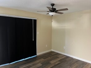 929 Greystone Dr, Unit 929 in Biloxi, MS - Building Photo - Building Photo