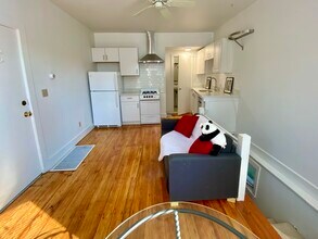 32 Fairmont Ave, Unit 1F in Cambridge, MA - Foto de edificio - Building Photo