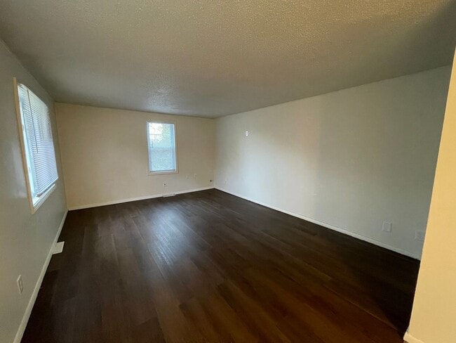 8122 Howard St in Portage, MI - Building Photo - Building Photo