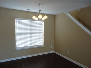 3626 Sunset Hollow Dr in High Point, NC - Building Photo - Building Photo