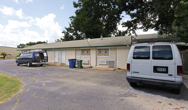 726 Shelby Ln in Austin, TX - Building Photo - Building Photo