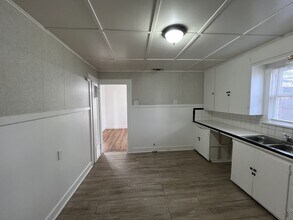 2104 26th St in Lubbock, TX - Building Photo - Building Photo