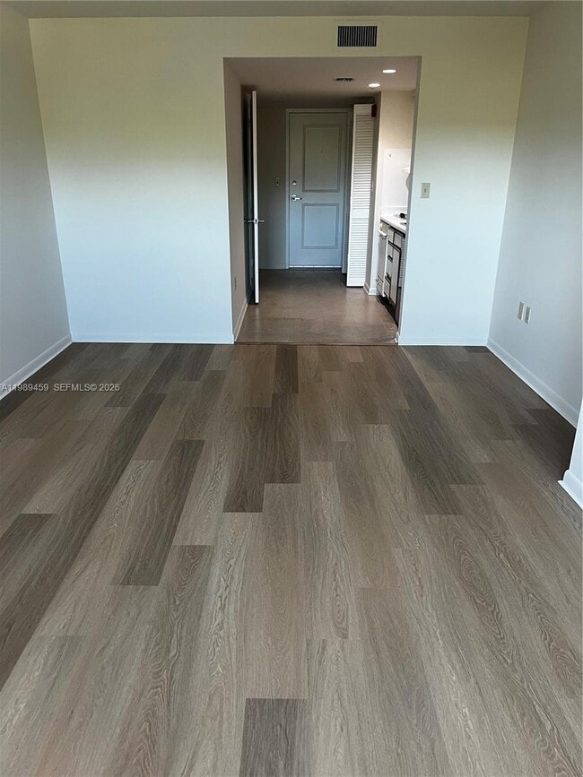 5719 SW 72nd St in Miami, FL - Building Photo - Building Photo