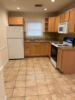 3700 Horseblock Rd in Medford, NY - Building Photo