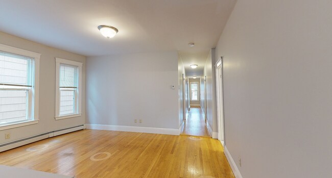 9 Beacon St, Unit 1 in Somerville, MA - Building Photo - Building Photo