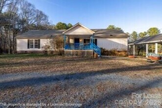40915 Deer Haven Dr in Albemarle, NC - Building Photo - Building Photo