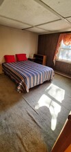 69 Stuart St, Unit Room C in Watertown, MA - Foto de edificio - Building Photo