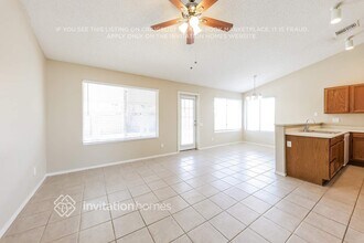 8249 W Dreyfus Dr in Peoria, AZ - Building Photo - Building Photo