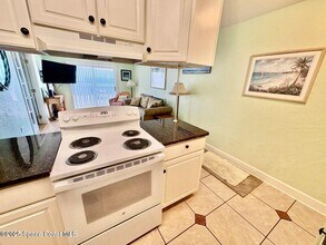 350 Taylor Ave in Cape Canaveral, FL - Building Photo - Building Photo