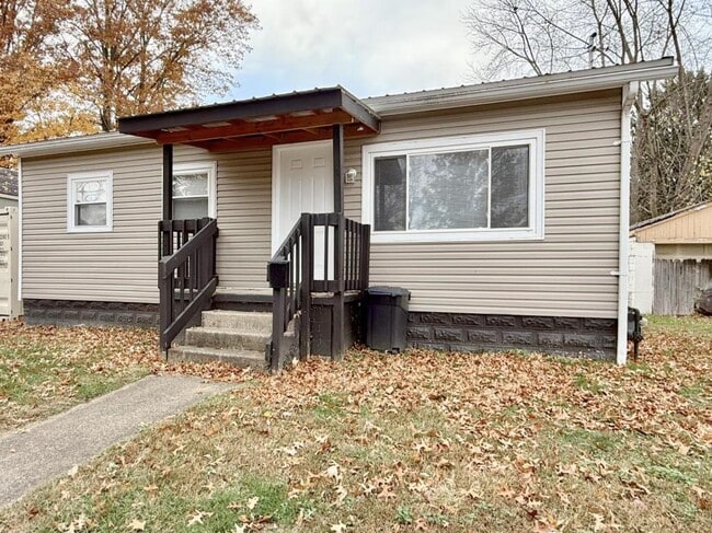 property at 2609 Bartlett St