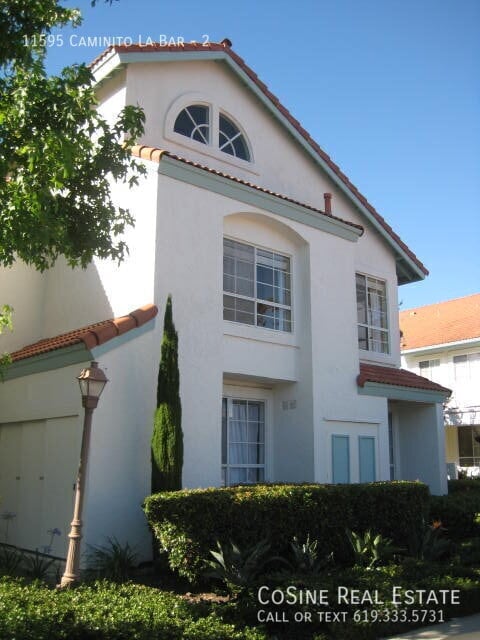 property at 11595 Caminito La Bar