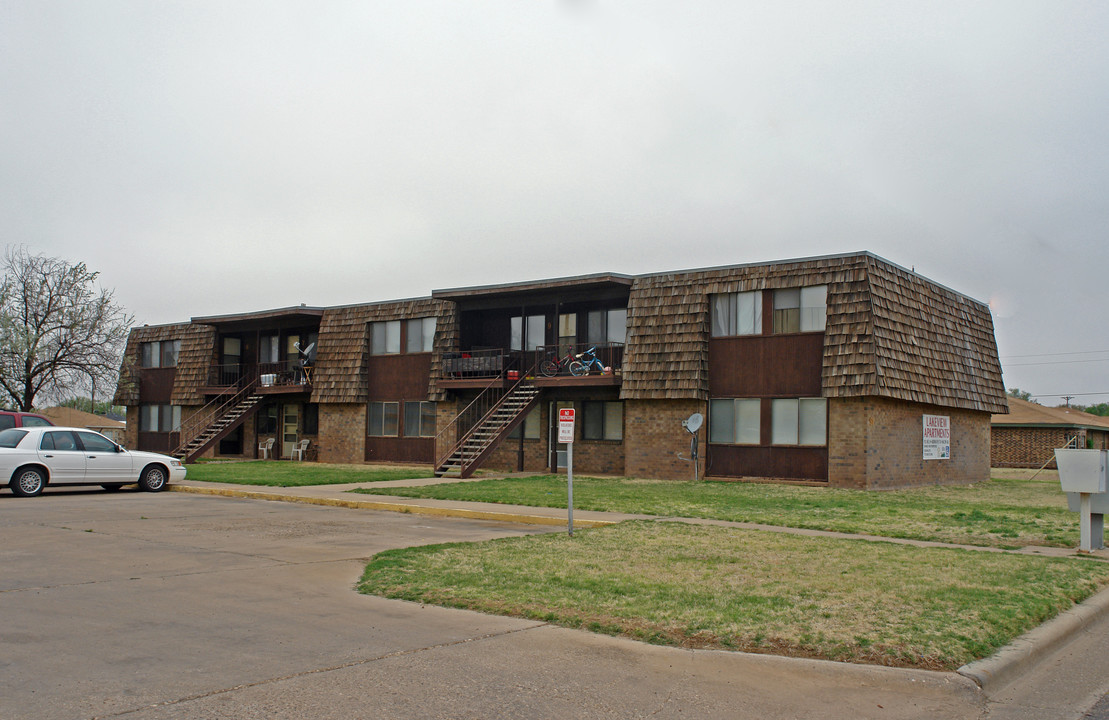 Lakeview Apartments in Abernathy, TX - Building Photo