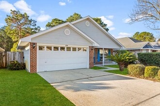 1636 Florence Ave in Fort Walton Beach, FL - Building Photo - Building Photo