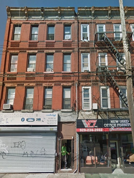 2869 Atlantic Ave in Brooklyn, NY - Building Photo