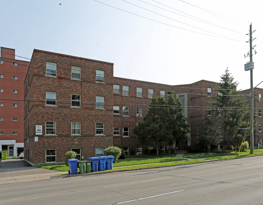 458-460 Aberdeen Ave in Hamilton, ON - Building Photo