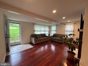 59 Northwood Rd in Newtown Square, PA - Building Photo - Building Photo