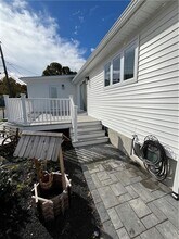 535 Hancock St in Tiverton, RI - Building Photo - Building Photo