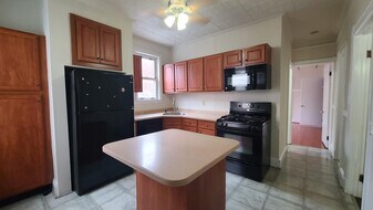 86 Tonnelle Ave in Jersey City, NJ - Building Photo