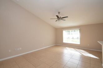 5 Robin Hood Ln in Palm Coast, FL - Building Photo - Building Photo