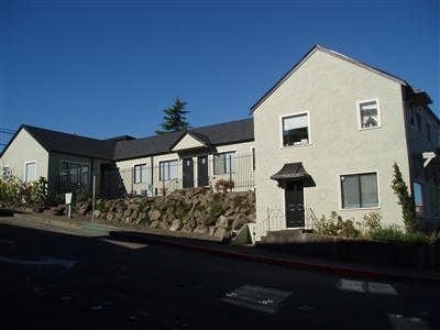 208 5th St in Bremerton, WA - Building Photo - Building Photo