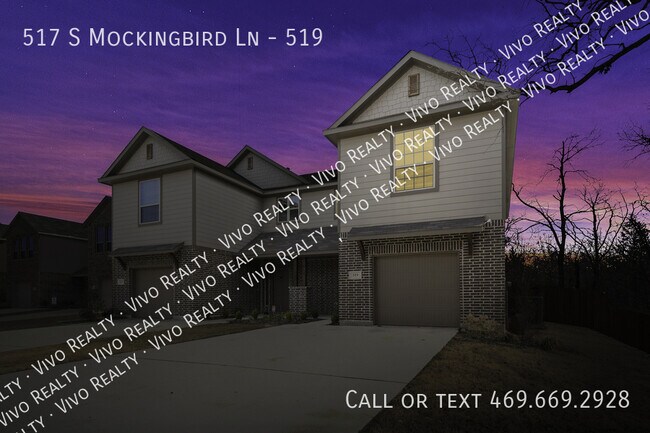 property at 517 S Mockingbird Ln