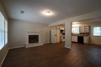 135 Pierce Dr photo'