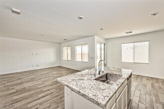 4356 Countryside Glen Ct in North Las Vegas, NV - Building Photo - Building Photo