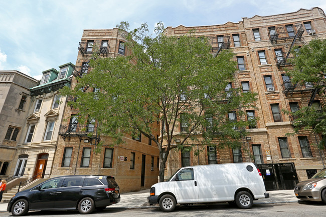 90--94 Convent Ave in New York, NY - Building Photo - Building Photo