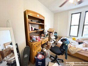 17 Symphony Rd in Boston, MA - Building Photo - Building Photo