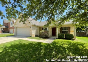 4914 Gemsbuck Chase in San Antonio, TX - Building Photo