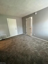 1834 Mahoning Ave NW-Unit -5 in Warren, OH - Building Photo - Building Photo