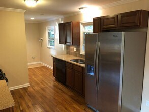 2499 Woodside Way in Chamblee, GA - Building Photo - Building Photo