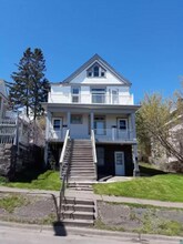217 E 7th St in Duluth, MN - Building Photo - Building Photo