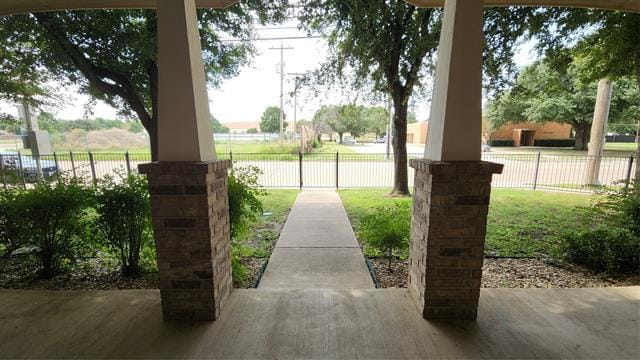 678 S Charles St in Lewisville, TX - Building Photo - Building Photo