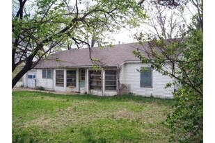 16 Summit Ave in Rolla, MO - Building Photo