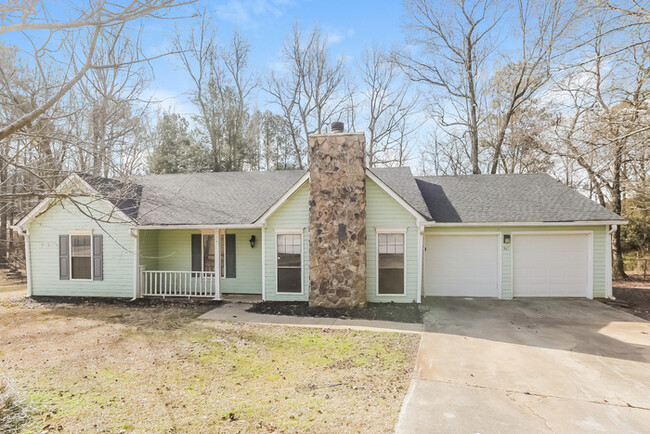 property at 945 Sideline Ct