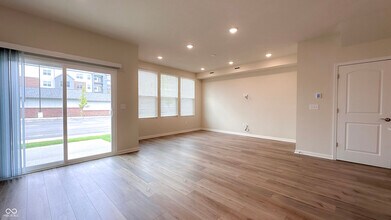 7294 Shroyer Wy in Noblesville, IN - Building Photo - Building Photo