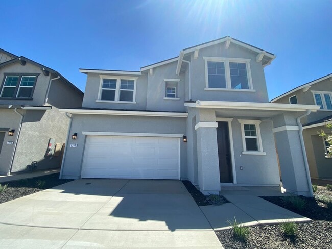 1317 W Sedona Ave in Visalia, CA - Building Photo - Building Photo