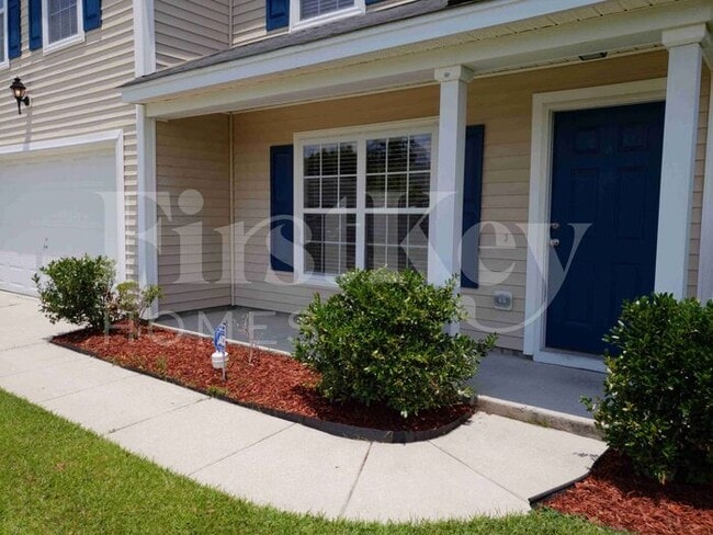 1108 Deerberry Rd in Hanahan, SC - Building Photo - Building Photo