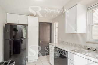 3006 Brentwood Ave in Pittsburgh, PA - Building Photo - Building Photo
