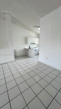 5810 W 18th Ln in Hialeah, FL - Building Photo - Building Photo