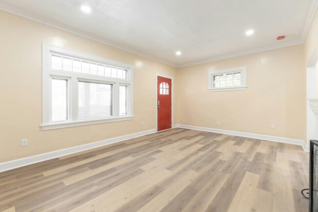 3794 W 38th St in Cleveland, OH - Building Photo - Building Photo