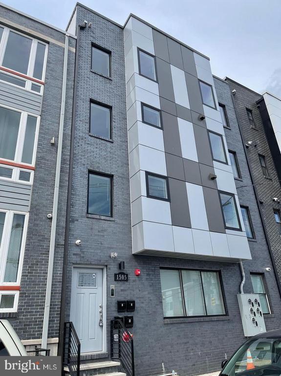 1505 Parrish St in Philadelphia, PA - Building Photo - Building Photo