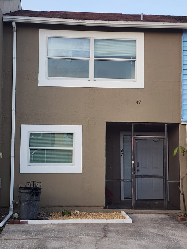 property at 3001 S Pines Dr