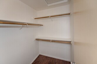 885 Dinsdale Cir in Woodland, CA - Building Photo - Building Photo