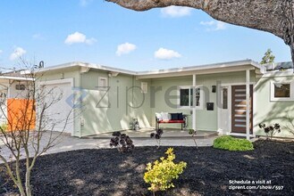 599 Cypress Ave in Sunnyvale, CA - Building Photo - Building Photo