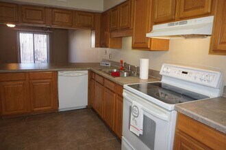 2109 Dunes Way Dr W in Jacksonville, FL - Building Photo - Building Photo