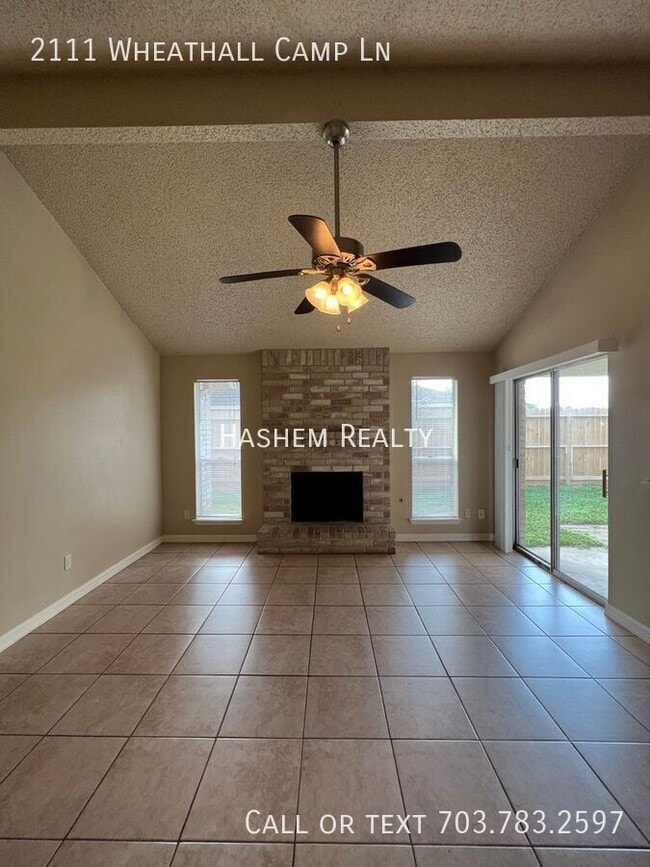 2111 Wheathall Camp Ln in Katy, TX - Building Photo - Building Photo