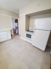 2240 N 62nd St in Wauwatosa, WI - Building Photo - Building Photo