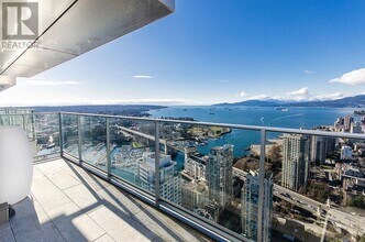 1480-1480 Howe St in Vancouver, BC - Building Photo - Building Photo